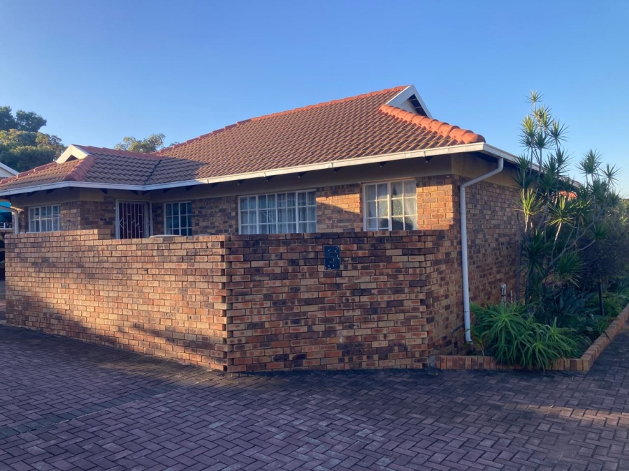 3 Bedroom Property for Sale in Geelhoutpark North West